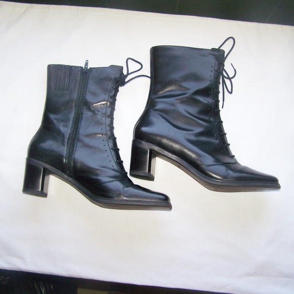 danelle boots